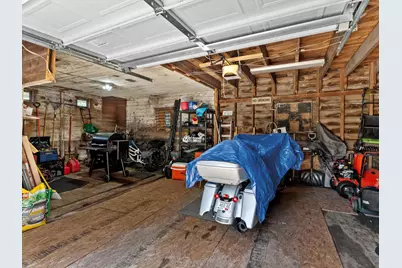 1010  St. Clair St, Manitowoc, WI 54220 - Photo 40