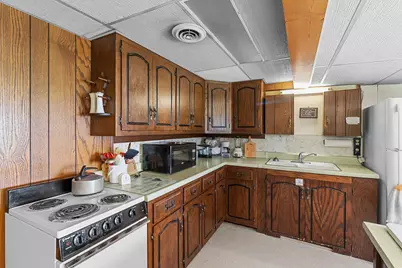 11009  Lake Dr, Two Rivers, WI 54241 - Photo 40