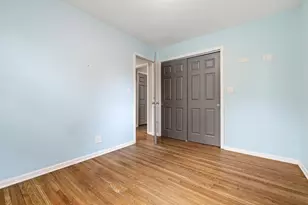 7828 W Puetz Rd, Franklin, WI 53132 - Photo 18