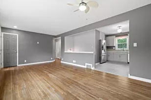 7828 W Puetz Rd, Franklin, WI 53132 - Photo 6