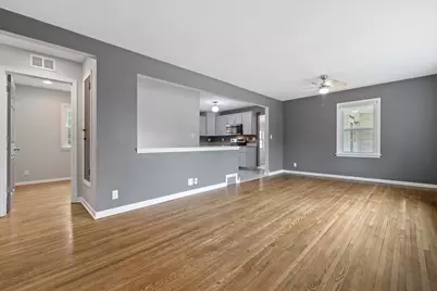 7828 W Puetz Rd, Franklin, WI 53132 - Photo 4