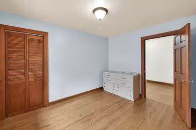 2239 S Aldrich St, Milwaukee, WI 53207 - Photo 14