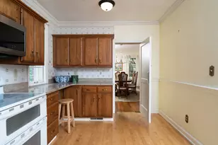 1547 Upper Parkway, Wauwatosa, WI 53213 - Photo 26