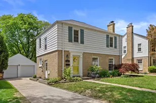2537 N 84th St, Wauwatosa, WI 53226 - Photo 1