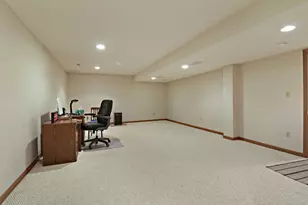 914 Riva Ridge, Racine, WI 53402 - Photo 24