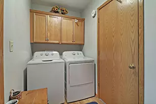 914 Riva Ridge, Racine, WI 53402 - Photo 10