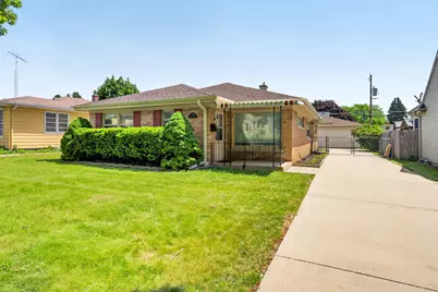 1001  Oregon St, Racine, WI 53405 - Photo 1