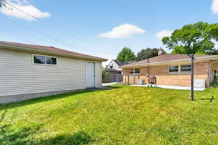1001 Oregon St, Racine, WI 53405 - Photo 22