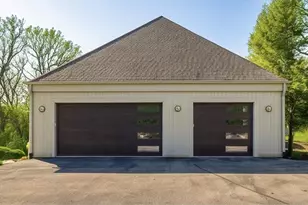 W5611 Oak Bluff Rd, Walworth, WI 53125 - Photo 40