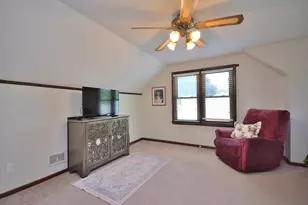 4130 W Portage St, Milwaukee, WI 53209 - Photo 18