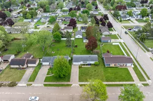 2343 39th St, Two Rivers, WI 54241 - Photo 28