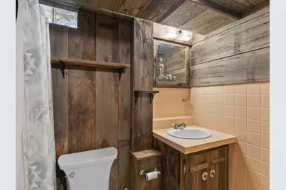 2343  39th St, Two Rivers, WI 54241 - Photo 22