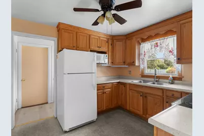 2343  39th St, Two Rivers, WI 54241 - Photo 14