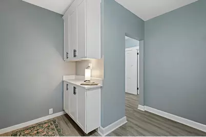 4058 N 24th Pl, Milwaukee, WI 53209 - Photo 10