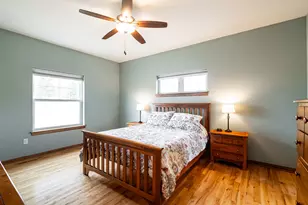4915 Meadowview Ct, Cedarburg, WI 53024 - Photo 18