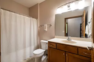 4915 Meadowview Ct, Cedarburg, WI 53024 - Photo 26