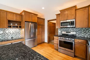 4915 Meadowview Ct, Cedarburg, WI 53024 - Photo 14