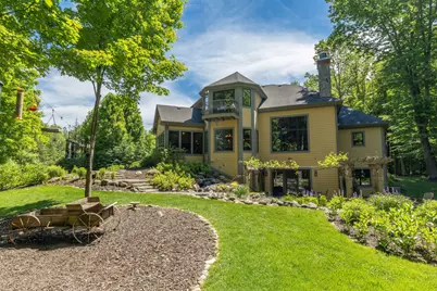 1021  Emerald Dr, Erin, WI 53027 - Photo 2