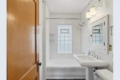 1101 S 71st St #1103, West Allis, WI 53214 - Photo 24