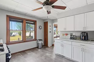 1101 S 71st St, West Allis, WI 53214 - Photo 36