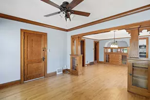 1101 S 71st St, West Allis, WI 53214 - Photo 4