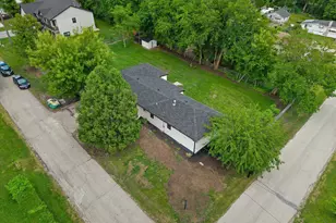 W3990 Longfellow Dr, Geneva, WI 53147 - Photo 38