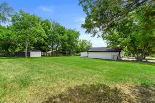W3990 Longfellow Dr, Geneva, WI 53147 - Photo 36