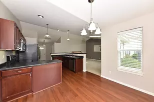 507 Sand Dr, West Bend, WI 53095 - Photo 14