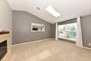 507 Sand Dr, West Bend, WI 53095 - Photo 4