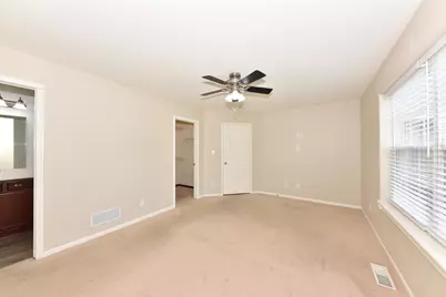 507  Sand Dr, West Bend, WI 53095 - Photo 20