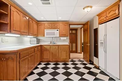 990 S Springdale Rd, Brookfield, WI 53186 - Photo 32