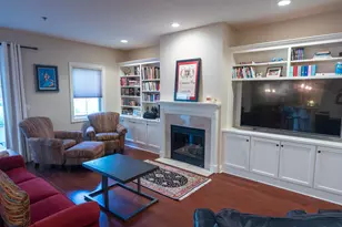 17490 Crest Hill Dr, Brookfield, WI 53045 - Photo 10