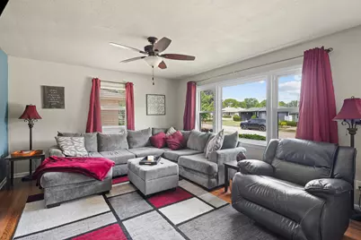 4015  Harding Rd, Kenosha, WI 53142 - Photo 14