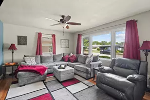 4015 Harding Rd, Kenosha, WI 53142 - Photo 14