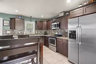 4015 Harding Rd, Kenosha, WI 53142 - Photo 6