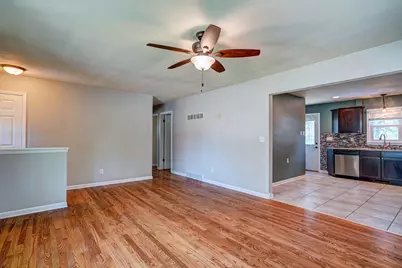 4015  Harding Rd, Kenosha, WI 53142 - Photo 18
