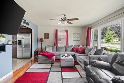 4015  Harding Rd, Kenosha, WI 53142 - Photo 16