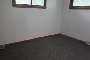 8805 W Bender Ave, Milwaukee, WI 53225 - Photo 10