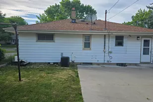8805 W Bender Ave, Milwaukee, WI 53225 - Photo 6
