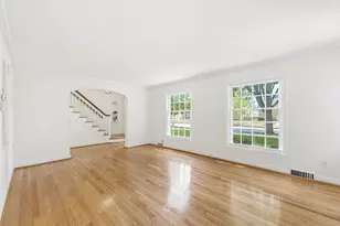 3045 N 79th St, Milwaukee, WI 53222 - Photo 8