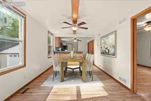 928 E Land Pl, Milwaukee, WI 53202 - Photo 8