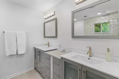 1542  3rd St, Delafield, WI 53018 - Photo 26