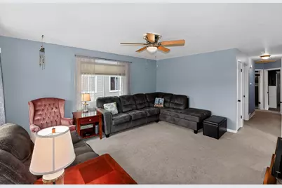 401  Harvey Ave, Waukesha, WI 53186 - Photo 8