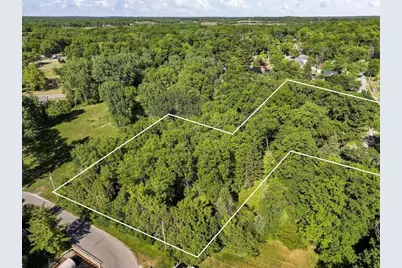 2810  Fischer Dr, Burlington, WI 53105 - Photo 16