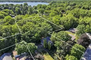 2810 Fischer Dr, Burlington, WI 53105 - Photo 6