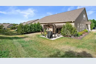 870  Bridlewood Dr, Hartford, WI 53027 - Photo 24