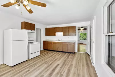 408 W Lake St #408 1/2, Lake Mills, WI 53551 - Photo 10