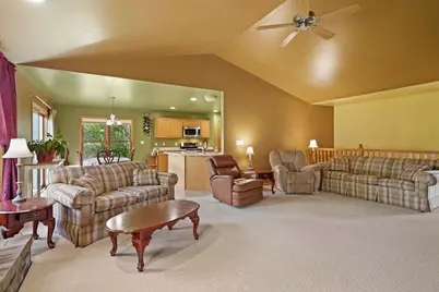 8206  61st St, Kenosha, WI 53142 - Photo 8