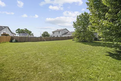 8206  61st St, Kenosha, WI 53142 - Photo 38