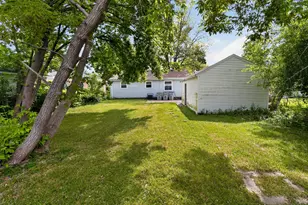 5849 N 62nd St, Milwaukee, WI 53218 - Photo 4